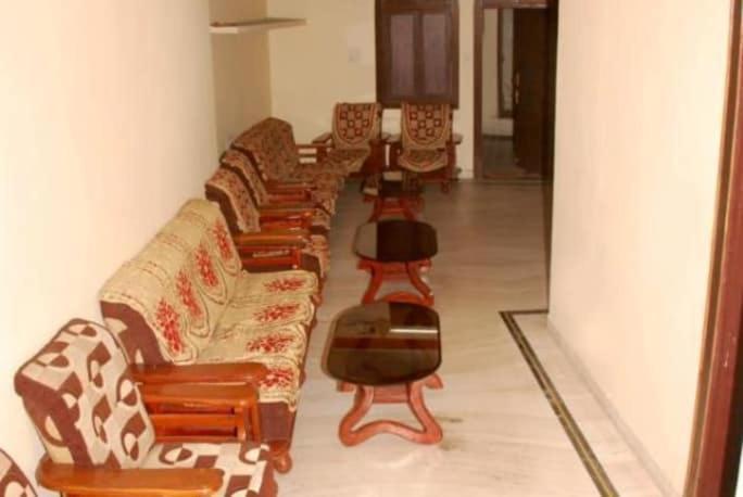 Oyo 27711 Hotel Evergreen Residency Bhopal Exteriör bild